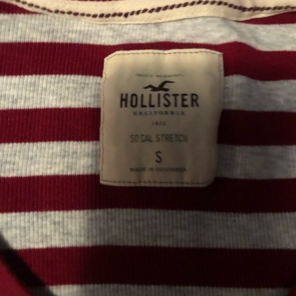 HOLLISTER TOP🎉🎉 - Picture 2 of 3